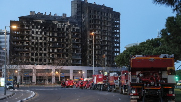 Ισπανία: Μέχρι και 19 οι αγνοούμενοι από την πυρκαγιά στο κτίριο των 14 ορόφων 