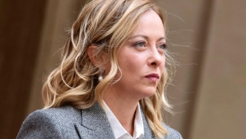 Ιταλία: Η κυβέρνηση Μελόνι ζητά οι μαθητές που επιτίθενται σε καθηγητές να πληρώνουν πρόστιμο ως 10.000 ευρώ