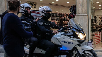 Γλυφάδα: Ελεύθεροι και οι 25 ανήλικοι που προσήχθησαν χθες - Είχαν δώσει «ραντεβού» για συμπλοκή