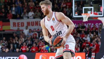 Ολυμπιακός: Ενοχλήσεις στη μέση ο Γουόκαπ - Συναγερμός ενόψει Μπαρτσελόνα