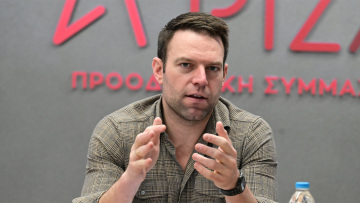 «Στείλτε όσους εισαγγελείς θέλετε»: Επίθεση Κασσελάκη στη Δικαιοσύνη μετά την έρευνα για την εταιρεία του - ΝΔ: Νόμος ΣΥΡΙΖΑ από το '16