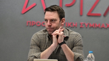 Κασσελάκης: Οι μόνοι έλεγχοι στην αγορά είναι οι επισκέψεις του Μητσοτάκη σε σουπερμάρκετ μια φορά το τρίμηνο