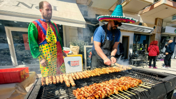 Απόκριες 2025: Άνοιξε το Τριώδιο, πότε είναι η Τσικνοπέμπτη και η Καθαρά Δευτέρα