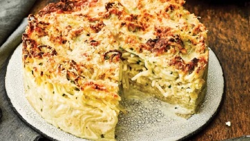 16 αλμυρές και γλυκές συνταγές για την εβδομάδα της Τυρινής