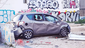 Πειραιάς: «Πήγα να βάλω βενζίνη και άκουσα την βόμβα» λέει μάρτυρας της επίθεσης στο βενζινάδικο