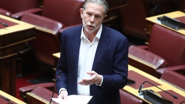 Γερουλάνος: «Kαλοδεχούμενη» η πρόταση Κωνσταντινόπουλου για εκλογή νέας ηγεσίας στο ΠΑΣΟΚ