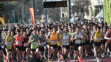 Χιλιάδες δρομείς για τον 12o Ημιμαραθώνιο της Αθήνας