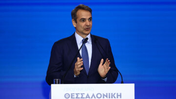 Η ομιλία Μητσοτάκη στο προσυνέδριο της Νέας Δημοκρατίας: «Μετωπική η αντιπαράθεση στις ευρωκάλπες»