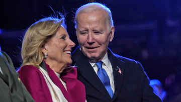 Κέιτ Μίντλετον: Στον Λευκό Οίκο έφτασε το σκάνδαλο Photogate - «Έχετε πειράξει ποτέ φωτογραφίες του ζεύγους Μπάιντεν;»