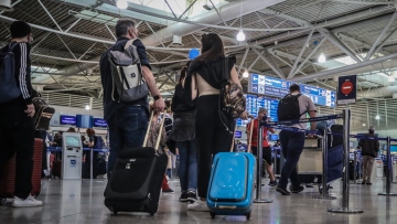 Καθαρά Δευτέρα - 25η Μαρτίου: Πού πετούν οι Έλληνες - Οι top προορισμοί