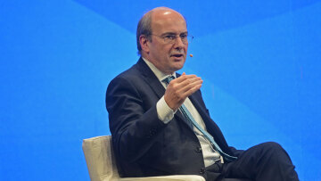 Χατζηδάκης στο Greece Talks: Ρεκόρ στον τουρισμό το '23 - Τι είπε για το AirBnb, τις τιμές ακινήτων και τη Θεσσαλονίκη