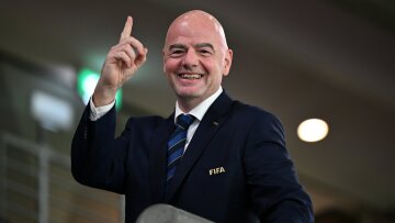 Ο Ινφαντίνο ανοίγει το παράθυρο για την επιστροφή της Ρωσίας: «Είναι κάτι που πρέπει να κάνουμε, τουλάχιστον στις μικρές ηλικίες»