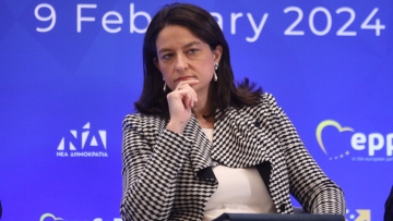 Κεραμέως για Ασημακοπούλου: Η διαρροή των e-mail έγινε μεταξύ των εκλογών του Μαΐου και του Ιουνίου