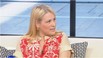 Μαριάννα Τουμασάτου: Είδα παράξενα βλέμματα μεγάλων ανθρώπων να κοιτούν τη 12χρονη κόρη μου