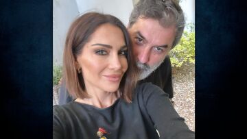 H Δέσποινα Βανδή φωτογραφίζεται αγκαλιά με τον Βασίλη Μπισμπίκη μετά την περιπέτεια της υγείας του