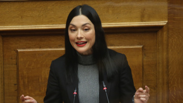 Ανεβάζει τον πήχη για το ΠΑΣΟΚ η Nάντια Γιαννακοπούλου: «Η δεύτερη θέση δεν αρκεί» - Βίντεο