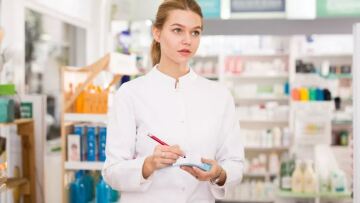 Φάρμακα: Γιατί αδειάζουν πάλι τα ράφια των φαρμακείων – Ποια σκευάσματα είναι σε έλλειψη