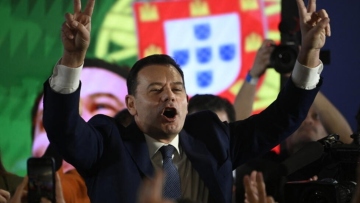 Πορτογαλία: Οδεύουν προς σχηματισμό κυβέρνησης μειοψηφίας «καταδικασμένης στη διαπραγμάτευση», σύμφωνα με αναλυτές