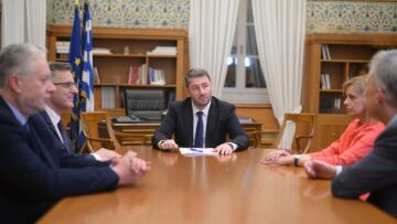 Ρόζα Βρεττού, Κώστας Χρυσόγονος, Ηλίας Κικίλιας και Παναγιώτης Δημόπουλος στο ευρωψηφοδέλτιο του ΠΑΣΟΚ