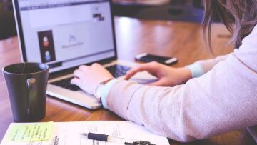 Ενημέρωση και εξοικείωση μαθητών, μαθητριών και εκπαιδευτικών για τη λειτουργία του Δημόσιου Ψηφιακού Φροντιστηρίου