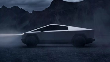 Η ανοησία στα καλύτερά της με Tesla  (video)