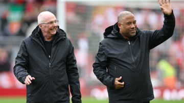 Σβεν Γκόραν Έρικσον: Η απόλυτη αποθέωση στο Άνφιλντ - Δείτε βίντεο