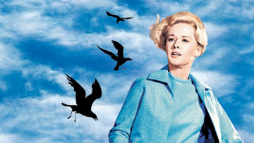 «Τα Πουλιά»: Οι τρομακτικές αληθινές ιστορίες πίσω από τα γυρίσματα της εμβληματικής ταινίας του Χίτσκοκ