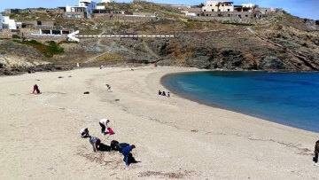 Μύκονος: Αραβικής καταγωγής γυναίκα αγόρασε βίλα και... εξαφάνισε το εκκλησάκι που υπήρχε στο οικόπεδο - Βίντεο και φωτογραφίες