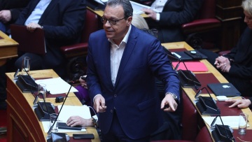 Φάμελλος για πρόταση δυσπιστίας: Ο κ. Μητσοτάκης να έρθει στη Βουλή και να απολογηθεί