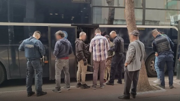 ΕΛΑΣ: 30 συλλήψεις σε ειδική επιχείρηση σε Κυψέλη και Πεδίο του Άρεως - Φωτογραφίες