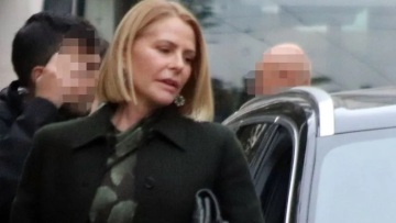 Τζένη Μπαλατσινού: Η τρυφερή φωτογραφία με τον μικρό της γιο και την κόρη της