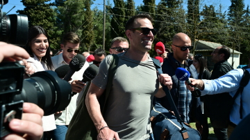 Σκληρό ροκ με την επιστροφή Κασσελάκη: Ο έλεγχος του κόμματος, η πίεση από το ΠΑΣΟΚ και οι περιοδείες