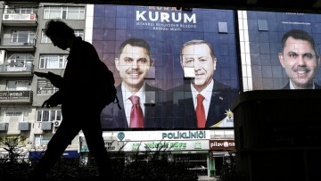 Τουρκία: Άνοιξαν τα πρώτα εκλογικά τμήματα για τις δημοτικές εκλογές 