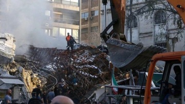 Ιράν: Απειλεί με αντίποινα το Ισραήλ για το χτύπημα στη Δαμασκό με τους 11 νεκρούς