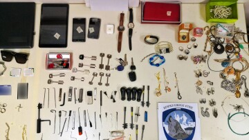 Έπιασαν συμμορία Γεωργιανών που άνοιγε σπίτια - Ο αρχηγός τσιλιαδόρος, ο μπουκαδόρος και η οικιακή βοηθός