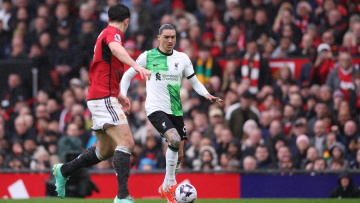 Premier League, Μάντσεστερ Γιουνάιτεντ - Λίβερπουλ 2-2: Πήραν βαθμό αλλά έπεσαν από την κορυφή - Δείτε τα γκολ 
