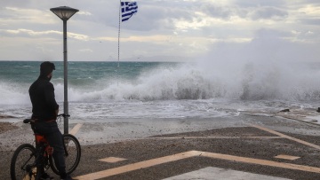 Καιρός - Κολυδάς: Με ενισχυμένους βοριάδες και χωρίς βροχές η εβδομάδα - Υψηλός κίνδυνος για πυρκαγιές 