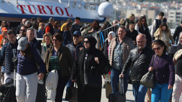 Αναστέλλονται τα ακτοπλοϊκά δρομολόγια Λέσβος - Αϊβαλί
