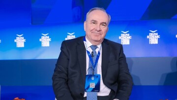 Παπαθανάσης: Στο επίκεντρο τα αναπτυξιακά εργαλεία της χώρας