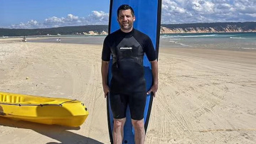 Επίθεση στο Σίνδνεϊ: Σέρφερ, συνοδός και εμμονικός με τα μαχαίρια ο δράστης