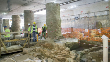 Η κατάρα της Θεσσαλονίκης: Οι προσφυγές εκτροχίασαν όλα τα έργα