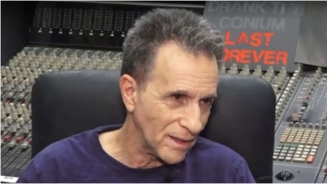 Κώστας Μπίγαλης: Η Δήμητρα Ρουμπέση είναι η καλύτερη παρτενέρ που είχα σε βίντεο κλιπ