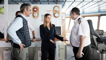 Μητσοτάκης: Επισκέφτηκε το πλοίο «Τυφώνας» του Ιδρύματος Αθανάσιος Κ. Λασκαρίδης