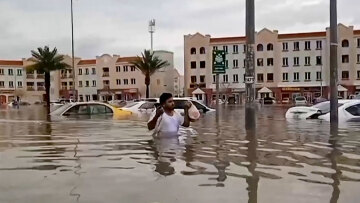 Ντουμπάι: Τι λένε οι μετεωρολόγοι για τα αίτια της «κακοκαιρίας του αιώνα» και τη θεωρία της σποράς των νεφών