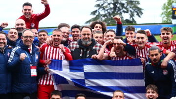 Μαρινάκης στους Νέους του Ολυμπιακού: Να κυνηγάτε τα όνειρά σας, μπορείτε να γράψετε ιστορία