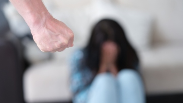 Θεσσαλονίκη: Ελεύθερος ο πατέρας που χτύπησε την 13χρονη κόρη του επειδή βγήκε αργά το βράδυ