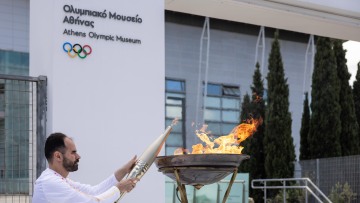 Η Ολυμπιακή Φλόγα έφτασε στο Ολυμπιακό Μουσείο της Αθήνας 