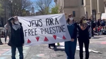 ΗΠΑ: Δεκάδες συλλήψεις σε φιλοπαλαιστινιακές διαδηλώσεις στα πανεπιστήμια Γέιλ και Νέας Υόρκης