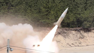 Πόλεμος στην Ουκρανία - Αποκάλυψη Politico: Οι ΗΠΑ έστειλαν μυστικά στην Ουκρανία πυραύλους ATACMS μεγάλου βεληνεκούς