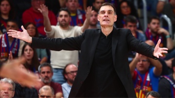 Μπαρτζώκας μετά το 1-0 στη Βαρκελώνη: «Να προσεγγίσουμε τα παιχνίδια με τον ίδιο τρόπο και να πούμε ότι η σειρά είναι 0-0» 